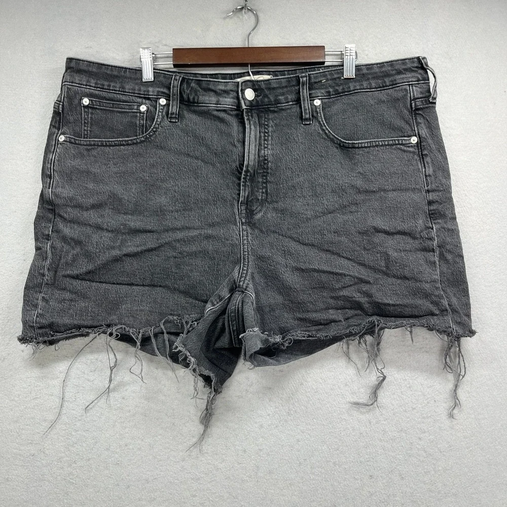 Madewell Jean Shorts Womens 20W Black Denim The Perfect Cut Off Frayed Casual